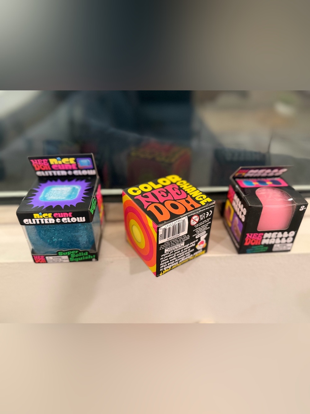 Nee Doh Blue Glitter & Glow, Yellow to Orange Color Changing, Pink Mello Mallo